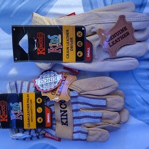 Kinco kids Grain Leather Driver Small Gloves & Kinco kids Grain Leather Palm